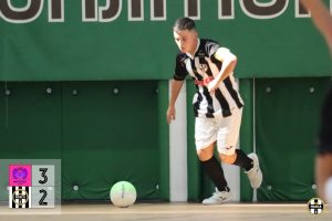 3-2: Debut con derrota en un partido con opciones hasta el final