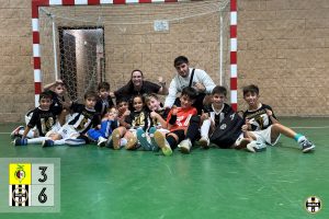 3-6: El benjamín mantiene su pleno de victorias con una remontada ante el Jaén FS